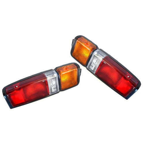 Pair of Tail Lights For Toyota Hiace YH50 1983-1989