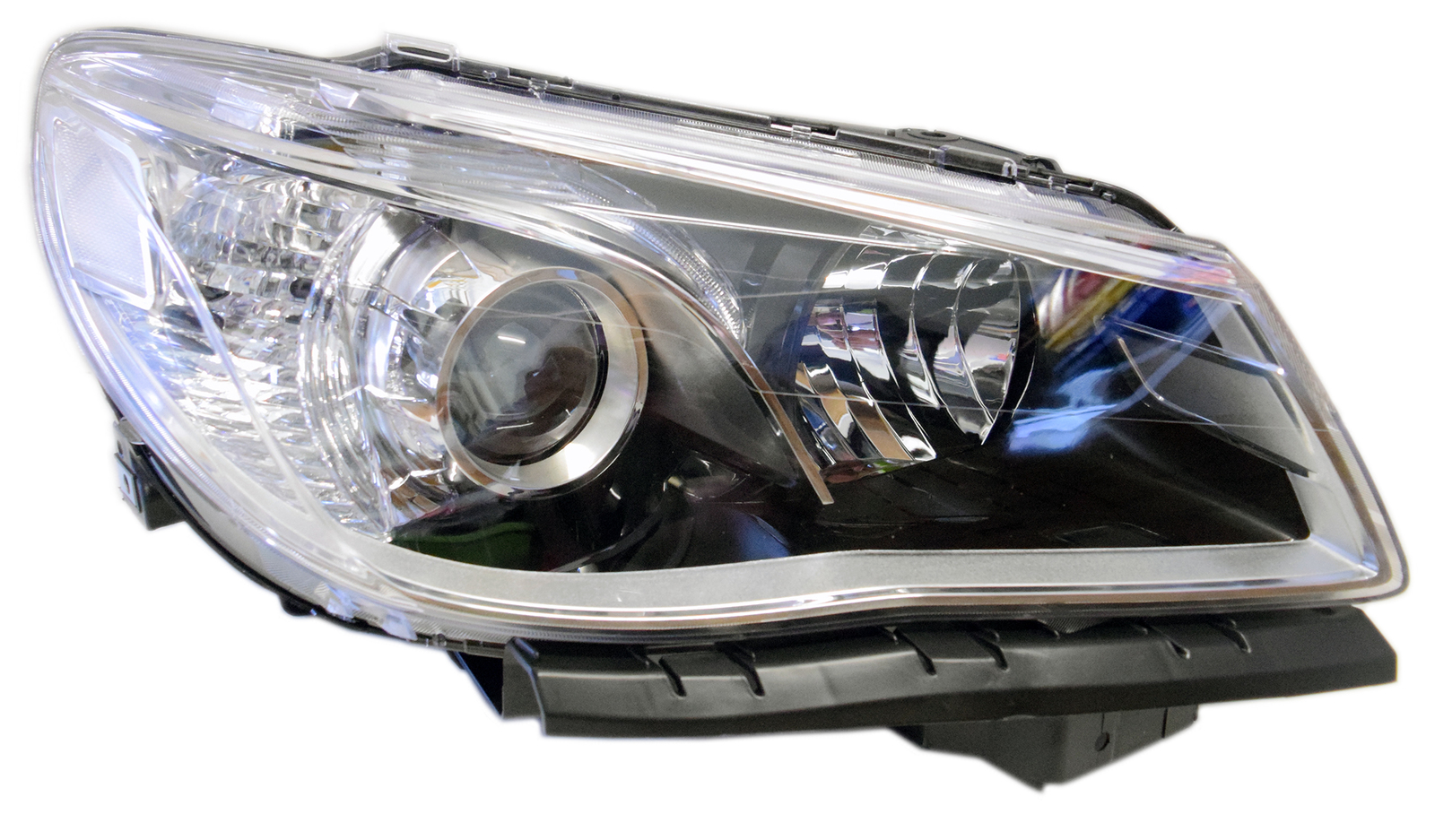 TYC Right Hand Side Headlight Assembly For Holden Commodore VF 2013-2017 (Evoke)