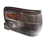 RH Drivers Side Indicator Corner Light suit Mitsubishi L300 Express 2000-2005