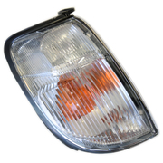 RH Drivers Side Indicator Corner Light suit Nissan D22 Navara 1999-2001
