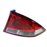 Ford AU Falcon Fairmont Sedan RH Tail Light Red/Clear 1998-2002 *New*