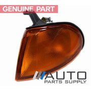 Ford WB Festiva LH Indicator Corner Light Amber 1994-1996 *New Genuine*