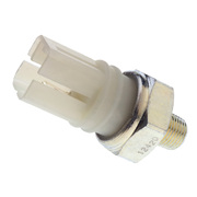 Square Plug Oil Pressure Sensor suit Nissan Navara 2.5ltr TD25 D21 1988-1992