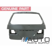 Genuine Tailgate Shell For Toyota ACR30R Tarago 2000-2005 Models