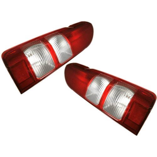 Pair of Tail Lights For Toyota 200 Series Hiace Van 2005-2015