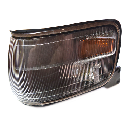LH Passenger Side Indicator Corner Light suit Mitsubishi L300 Express 2000-2005