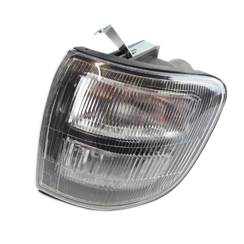LH Clear Indicator Corner Light suit Mitsubishi NL Pajero GLS 1997-2000