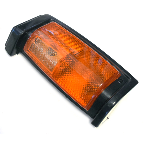 LH Side Black Indicator Corner Light For Nissan D21 Navara 1986-1989