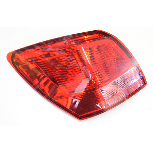 LH Passenger Side Tail Light suit Nissan J10 Dualis Series 1 2007-2009