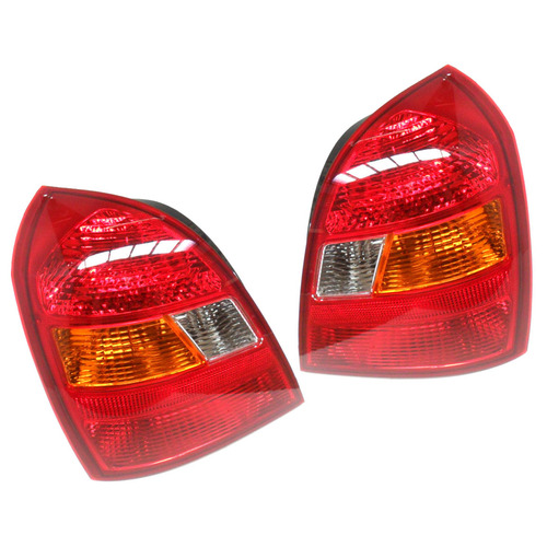 Pair of Tail Lights suit Hyundai Elantra Sedan series 1 2000-2003
