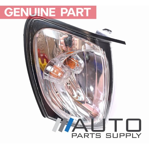 Genuine RH Indicator Corner Light For Toyota SR40R Spacia 1999-2001