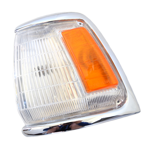 Toyota Hilux LH Indicator Corner Light Suit 2wd 19881991 Chrome