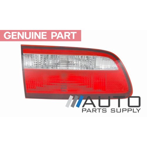 Genuine LH Tailgate Garnish Light For Toyota DV20 Camry Wagon 1997-2002