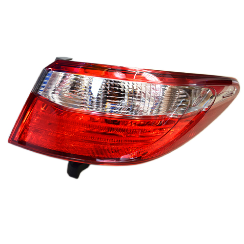 Genuine RH Drivers Side Tail Light suit Toyota ASV50R Camry Series 2 2015-2017