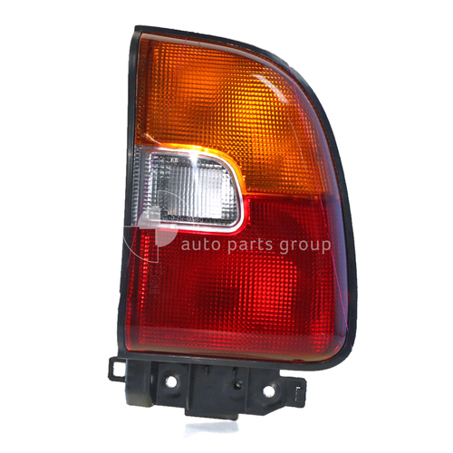 RH Drivers Side Tail Light suit Toyota Rav4 SXA10/11 1994-1997